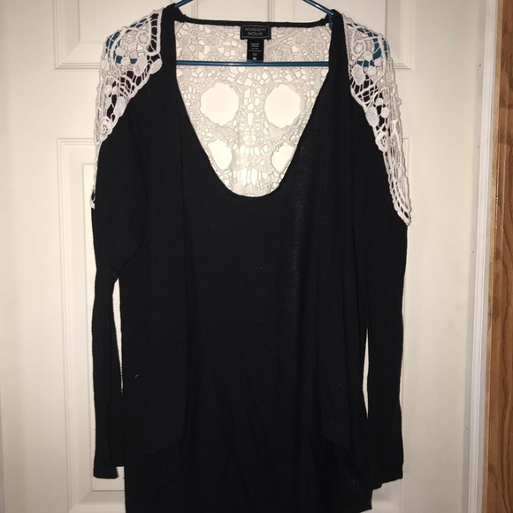 Hot Topic Sweaters - Hot Topic skull back black cardigan